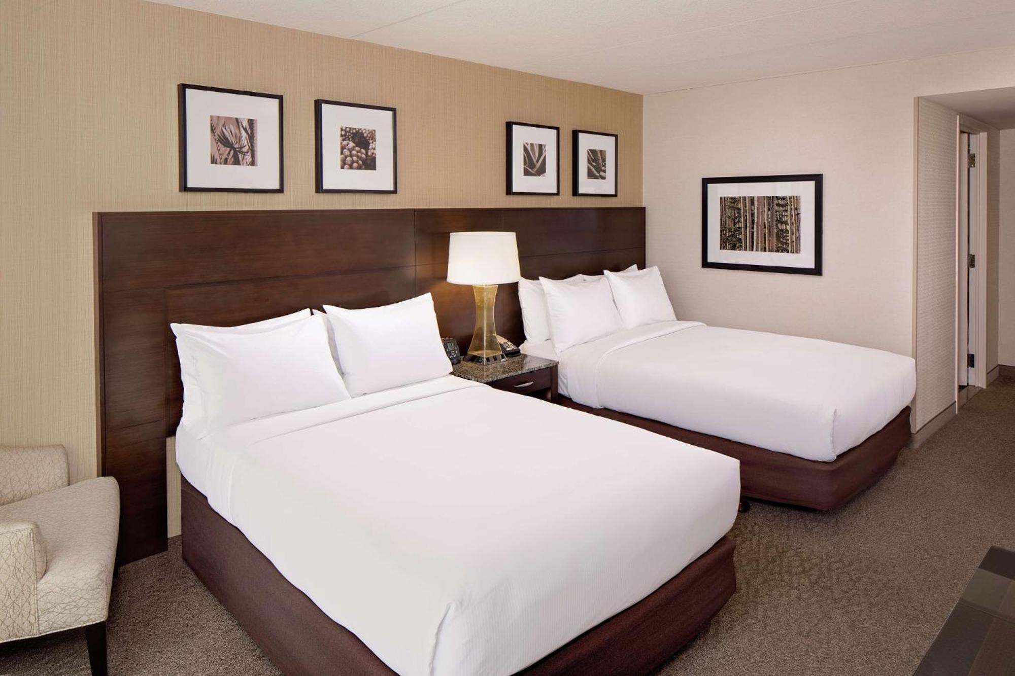 ดับเบิลทรี บาย ฮิลตัน บอสตัน เบย์ไซด์ Hotel ภายนอก รูปภาพ